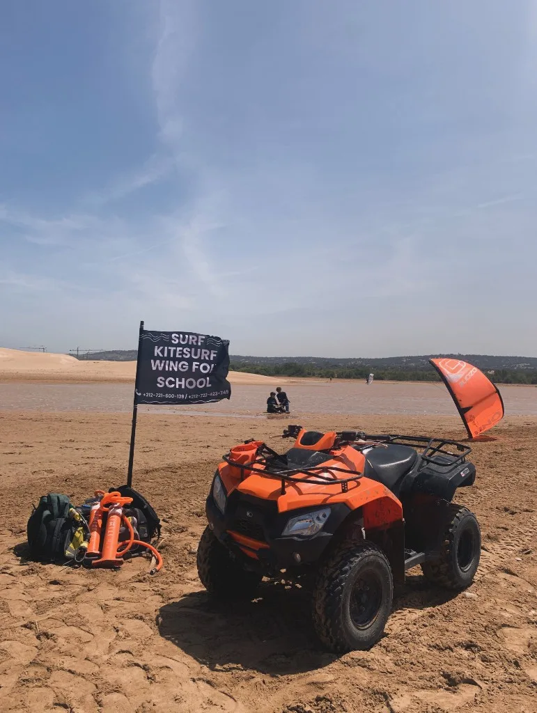 Kitesurf lesson on Essaouira beach with trade wind